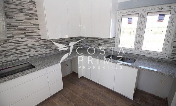 Nowy budynek - Szalet - Pinoso