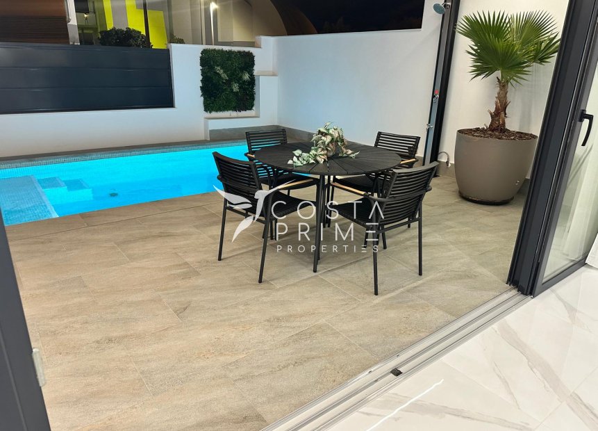 Nowy budynek - Szalet - San Pedro del Pinatar