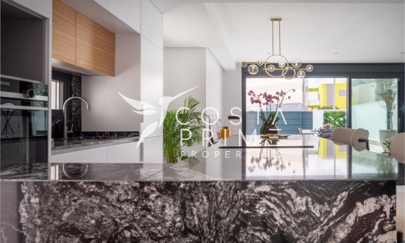 Nowy budynek - Szalet - San Pedro del Pinatar