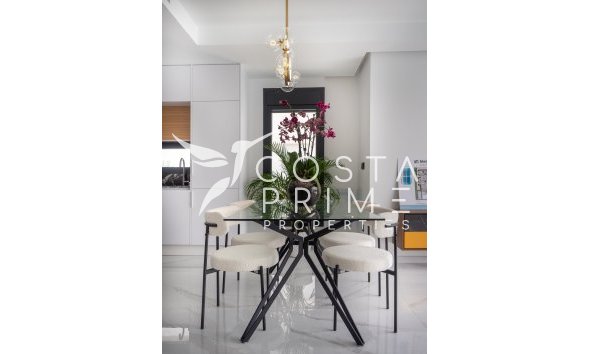 Nowy budynek - Szalet - San Pedro del Pinatar