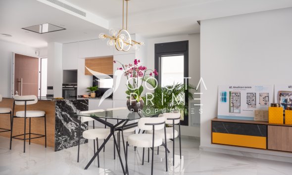 Nowy budynek - Szalet - San Pedro del Pinatar