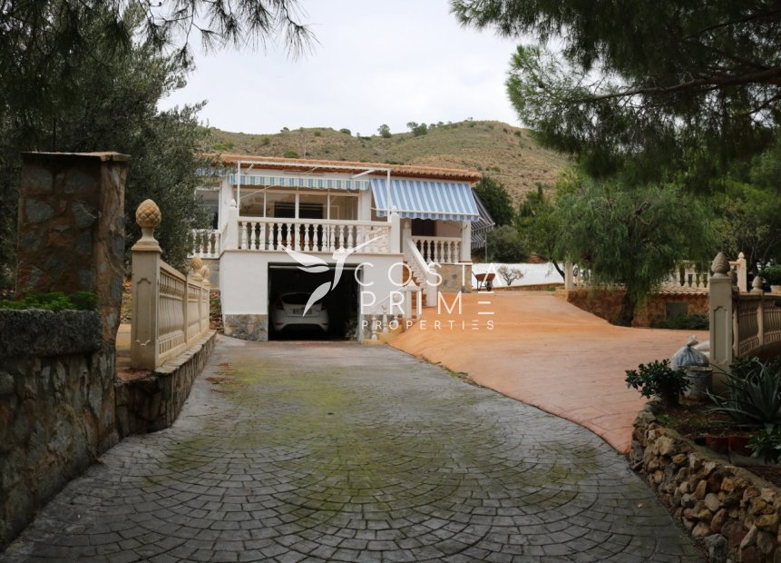 Reventa - Chalet / Villa - San Vicente del Raspeig