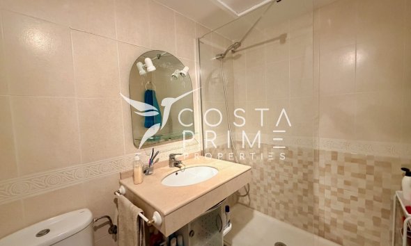 Resale - Apartment / Flat - Benidorm