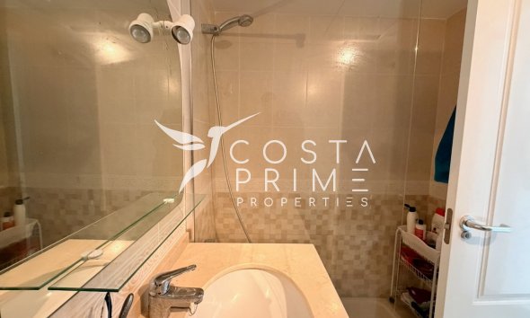 Resale - Apartment / Flat - Benidorm