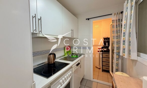 Resale - Apartment / Flat - Benidorm