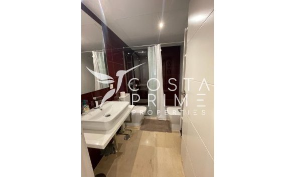 Resale - Apartment / Flat - Finestrat