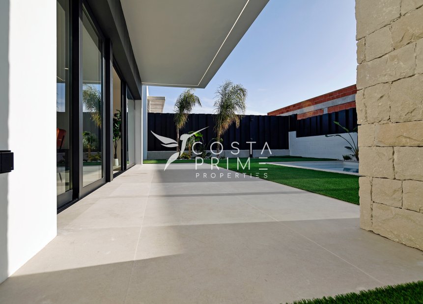 Nowy budynek - Szalet - Molina De Segura