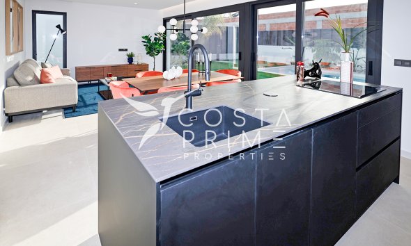 Nowy budynek - Szalet - Molina De Segura