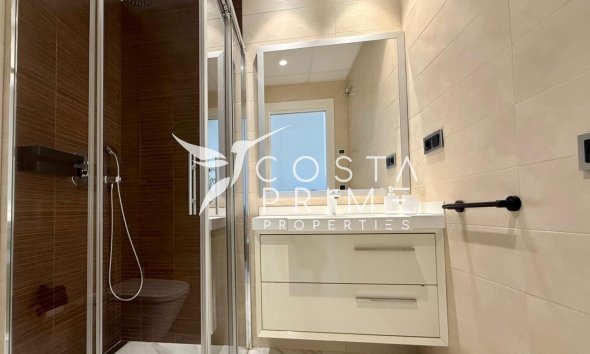 Resale - Apartment / Flat - Benidorm