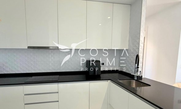 Resale - Apartment / Flat - Benidorm