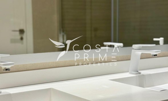 Resale - Apartment / Flat - Benidorm