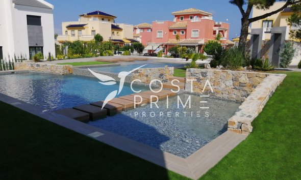 Új építésű - Városháza / Semi - Torrevieja