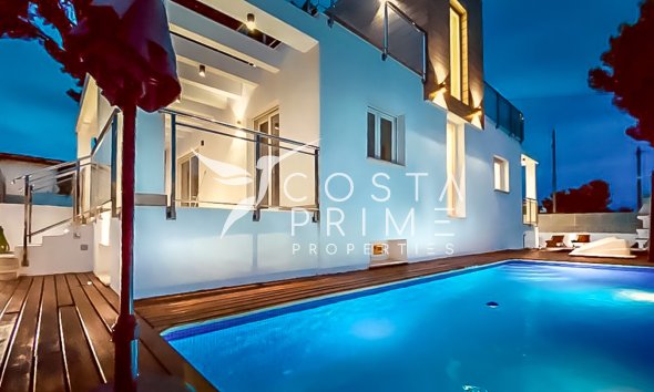 Resale - Villa  - La Nucía