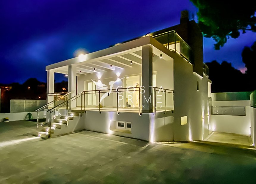 Resale - Villa  - La Nucía