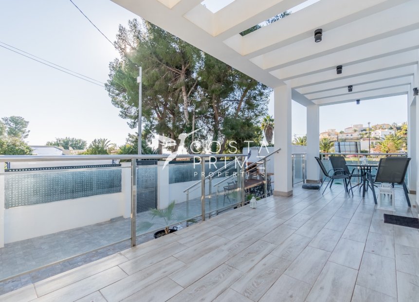 Resale - Villa  - La Nucía