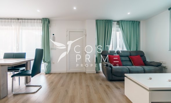 Újraértékesítés - Villa  - La Nucía