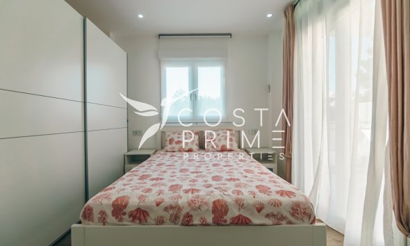 Újraértékesítés - Villa  - La Nucía