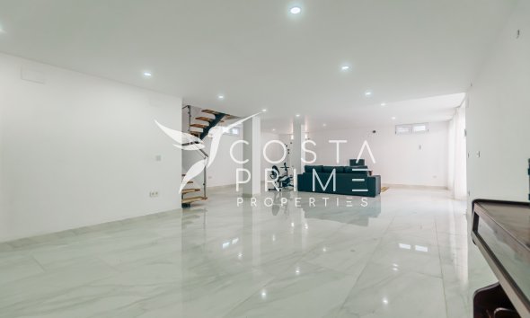 Újraértékesítés - Villa  - La Nucía