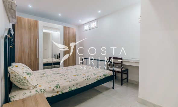 Újraértékesítés - Villa  - La Nucía