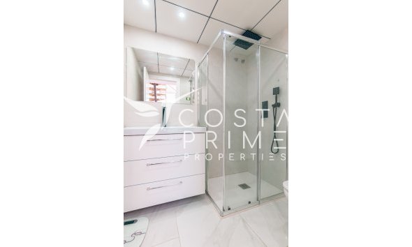 Újraértékesítés - Villa  - La Nucía