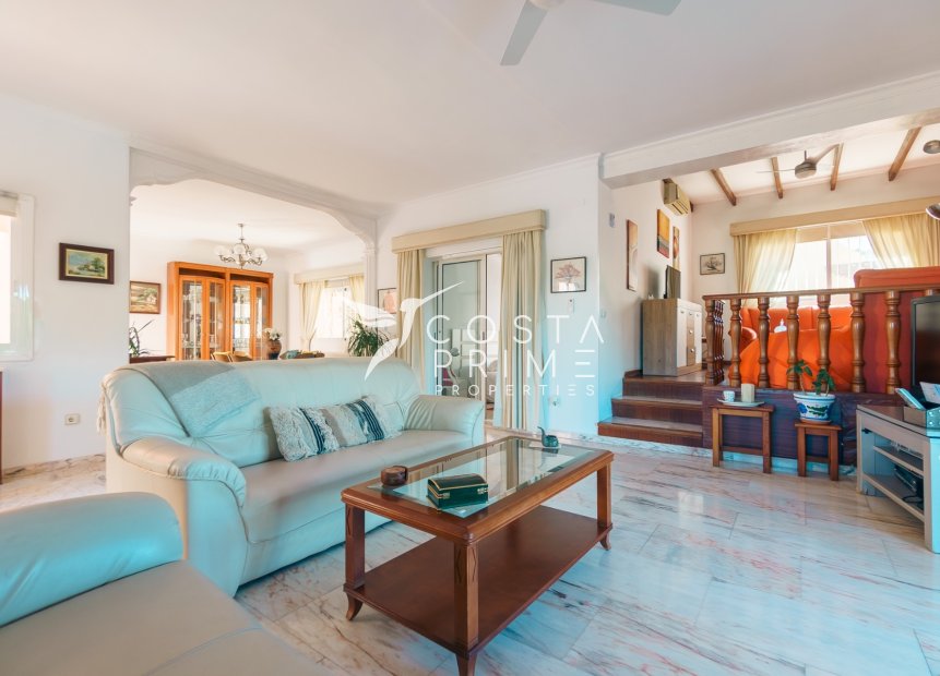 Resale - Villa  - Albir