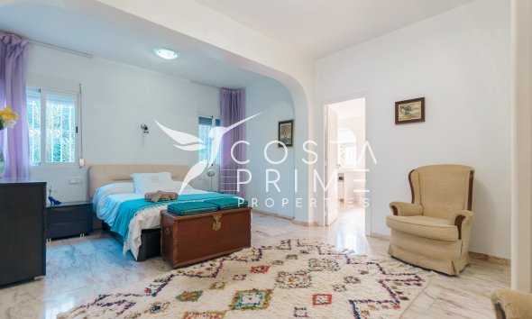Resale - Villa  - Albir