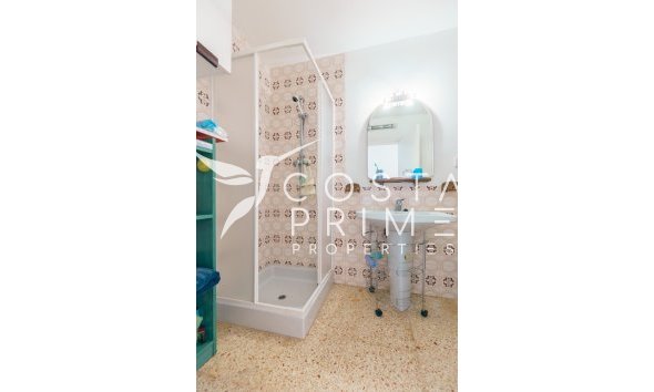 Resale - Villa  - Albir