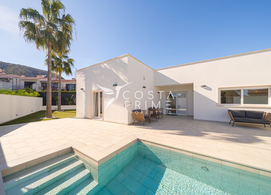 Újraértékesítés - Villa  - Albir