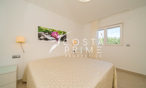 Újraértékesítés - Villa  - Albir