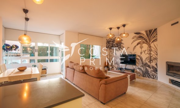 Resale - Villa  - La Nucía