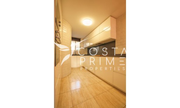 Resale - Villa  - La Nucía