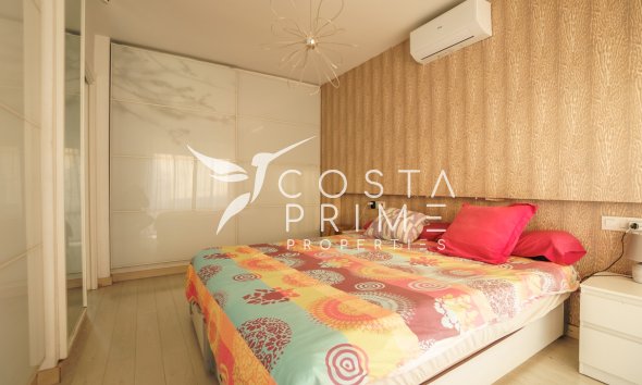 Resale - Villa  - La Nucía