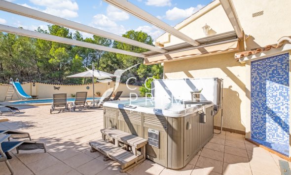 Reventa - Chalet / Villa - Alfas del Pí