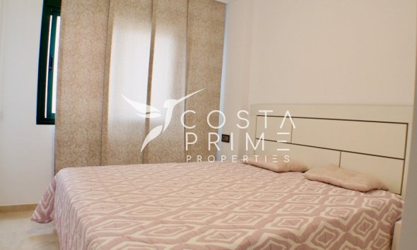 Resale - Apartment / Flat - Villajoyosa