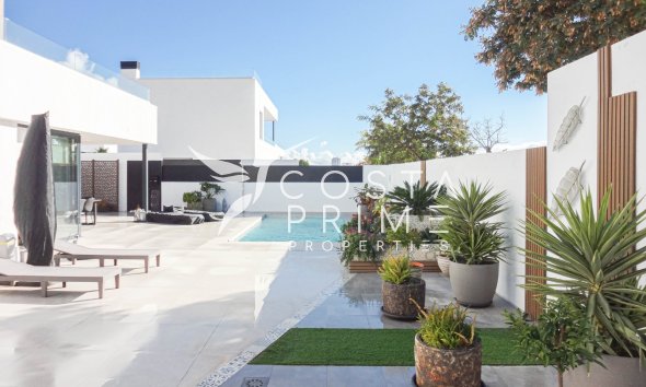 Resale - Villa  - Finestrat