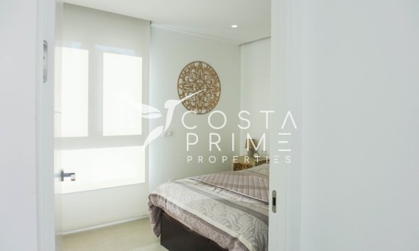 Resale - Villa  - Finestrat