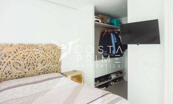 Resale - Villa  - Finestrat