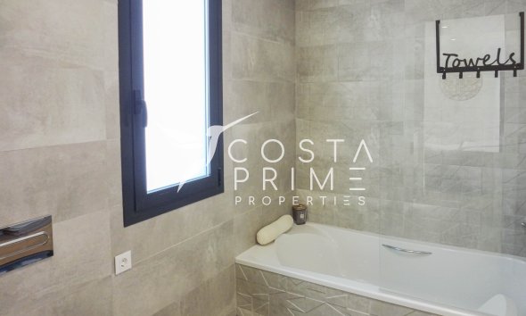 Resale - Villa  - Finestrat