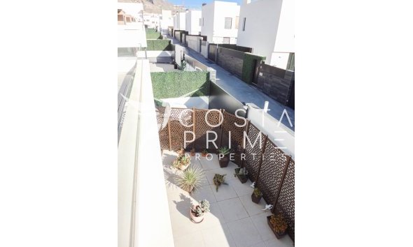 Resale - Villa  - Finestrat