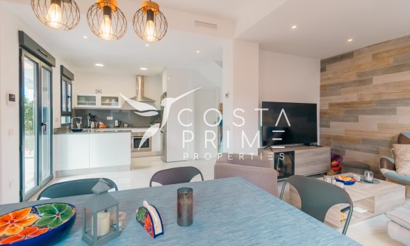 Újraértékesítés - Városháza / Semi - Polop