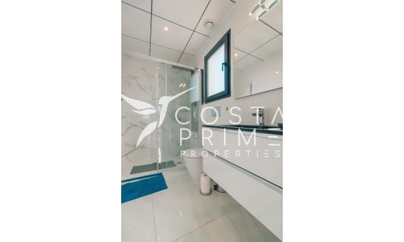 Újraértékesítés - Városháza / Semi - Polop