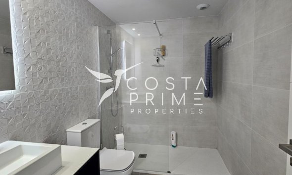 Újraértékesítés - Penthouse - Finestrat