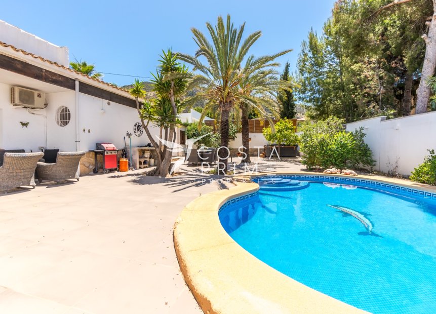 Resale - Villa  - Albir