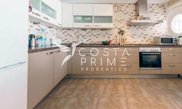 Resale - Villa  - Albir