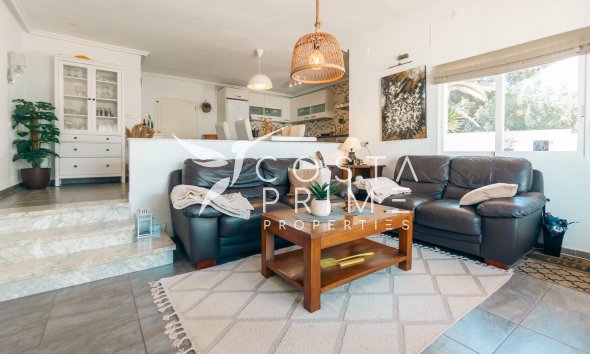 Resale - Villa  - Albir