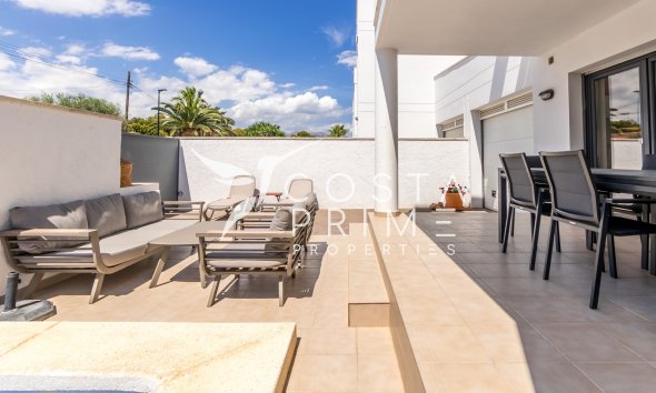 Resale - Villa  - Albir