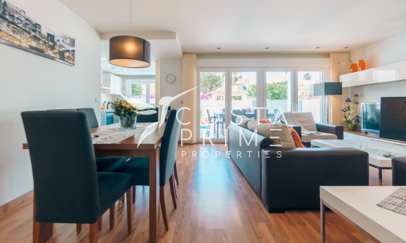 Resale - Villa  - Albir