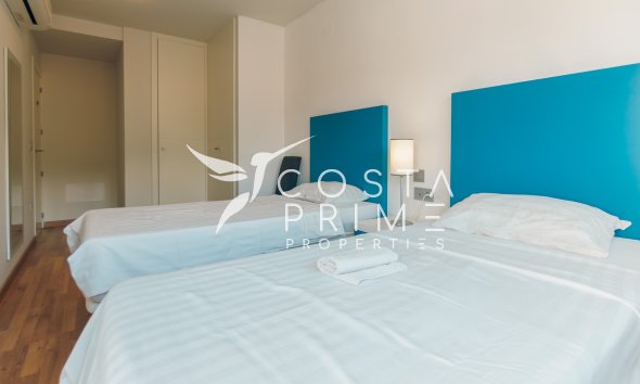 Resale - Villa  - Albir