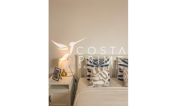 Újraértékesítés - Apartman / lakás - Alfas del Pí