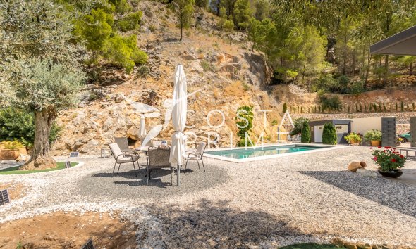 Reventa - Chalet / Villa - Callosa d'en Sarrià